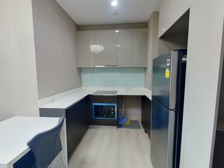 For sale 2 bed condo in Phaya Thai, Bangkok