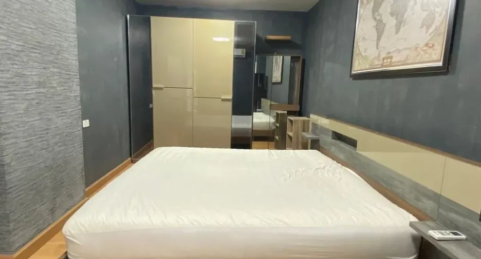 For rent 1 bed condo in Huai Khwang, Bangkok