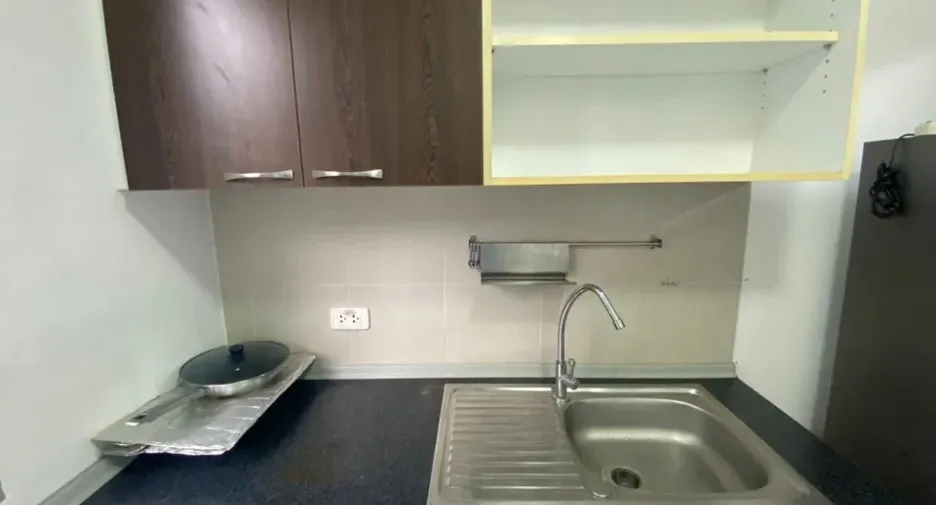 For rent 1 bed condo in Huai Khwang, Bangkok