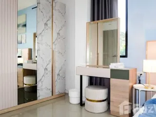 For sale 4 bed townhouse in Bang Lamung, Chonburi