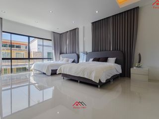 For sale 4 bed house in Huay Yai, Pattaya
