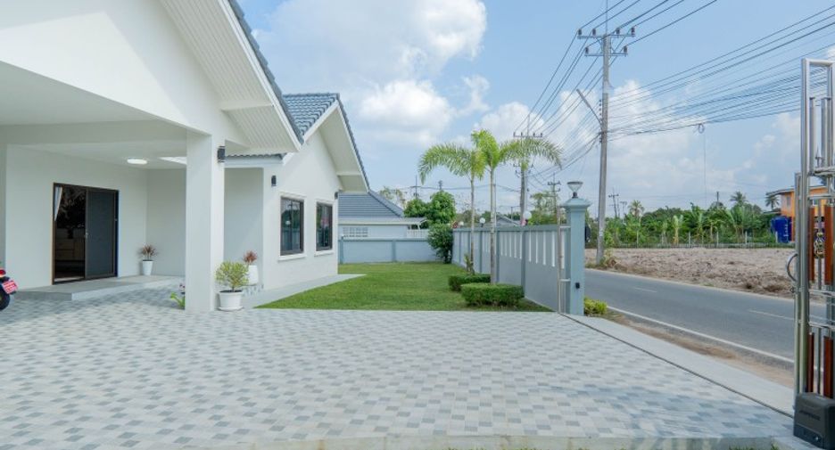Haus zum Kauf mit 3 Zimmer in Bang Saray, Pattaya