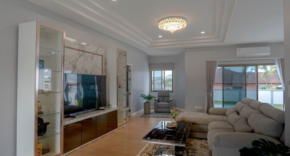 Haus zum Kauf mit 3 Zimmer in Bang Saray, Pattaya