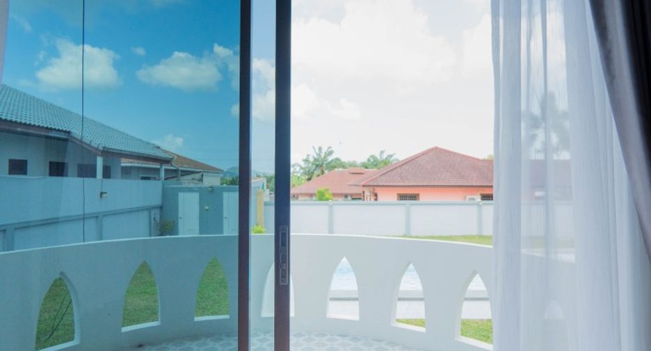 Haus zum Kauf mit 3 Zimmer in Bang Saray, Pattaya