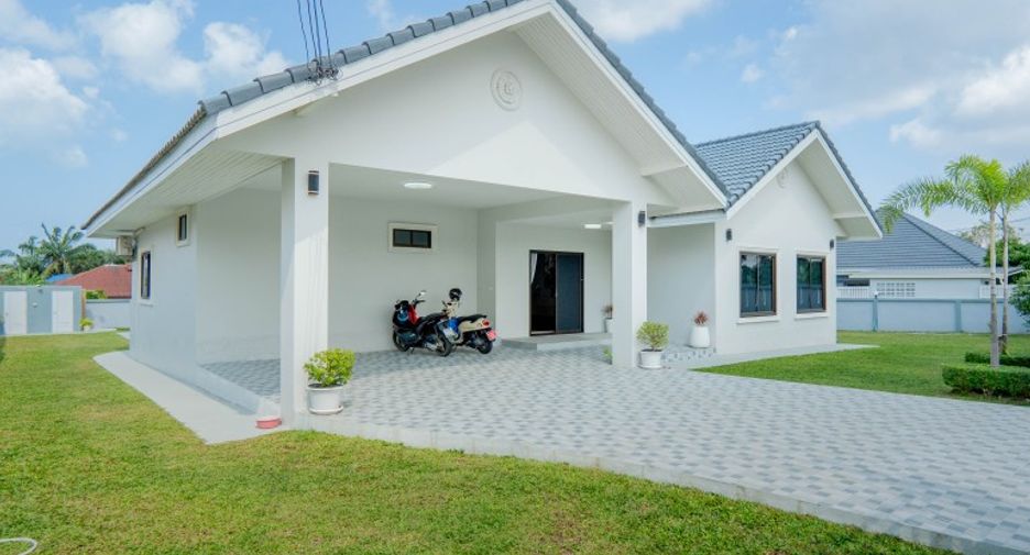 Haus zum Kauf mit 3 Zimmer in Bang Saray, Pattaya
