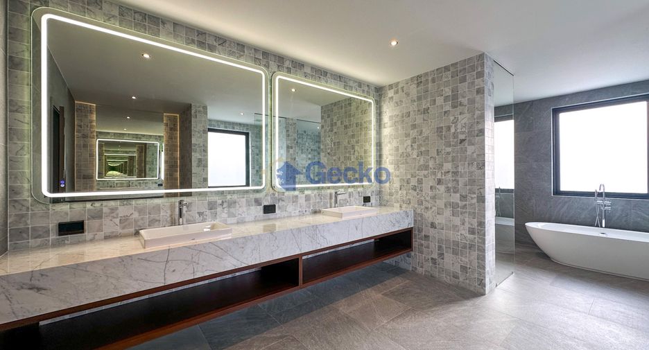 For sale 6 bed house in Bang Lamung, Chonburi