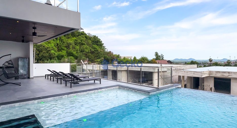 For sale 6 bed house in Bang Lamung, Chonburi