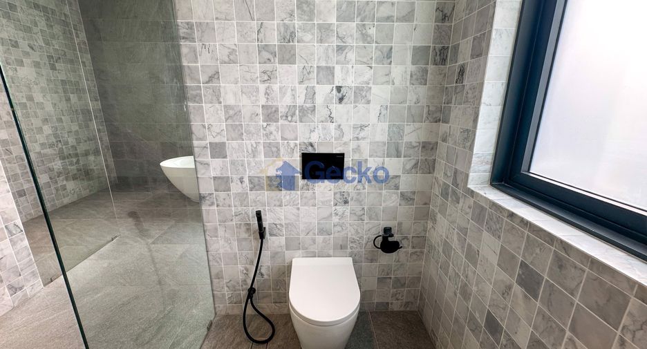 For sale 6 bed house in Bang Lamung, Chonburi