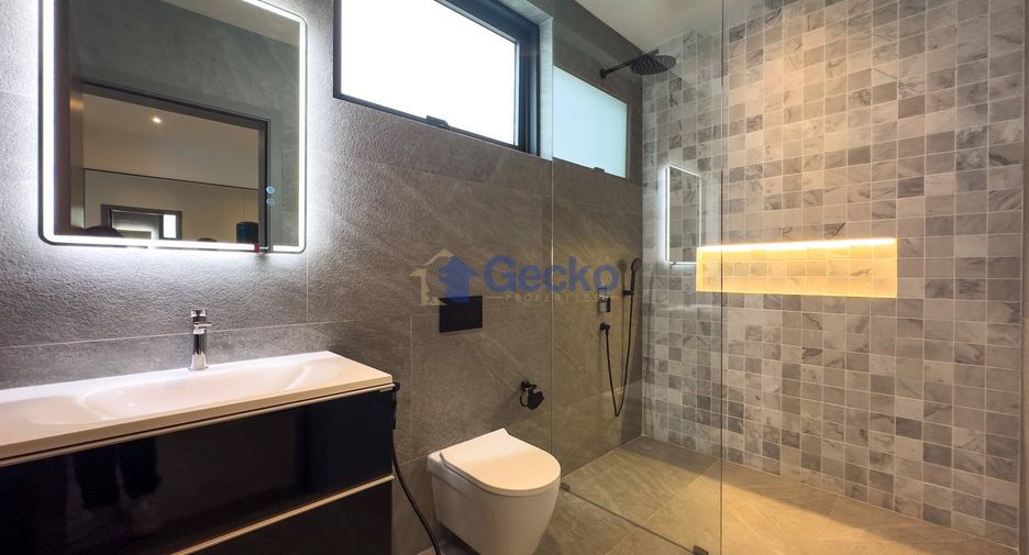 For sale 6 bed house in Bang Lamung, Chonburi