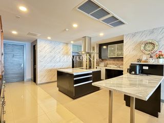 For sale 4 bed condo in Jomtien, Pattaya
