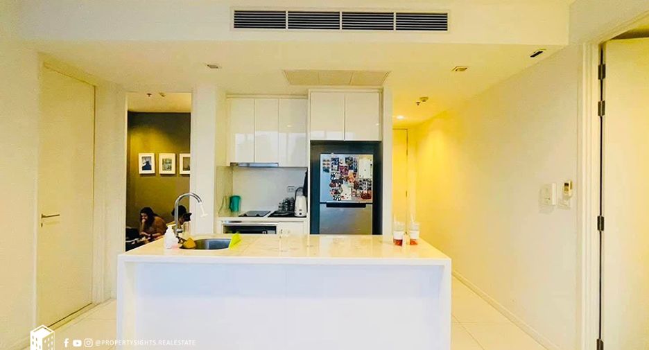 For rent 2 bed condo in Sathon, Bangkok