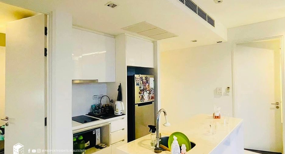 For rent 2 bed condo in Sathon, Bangkok