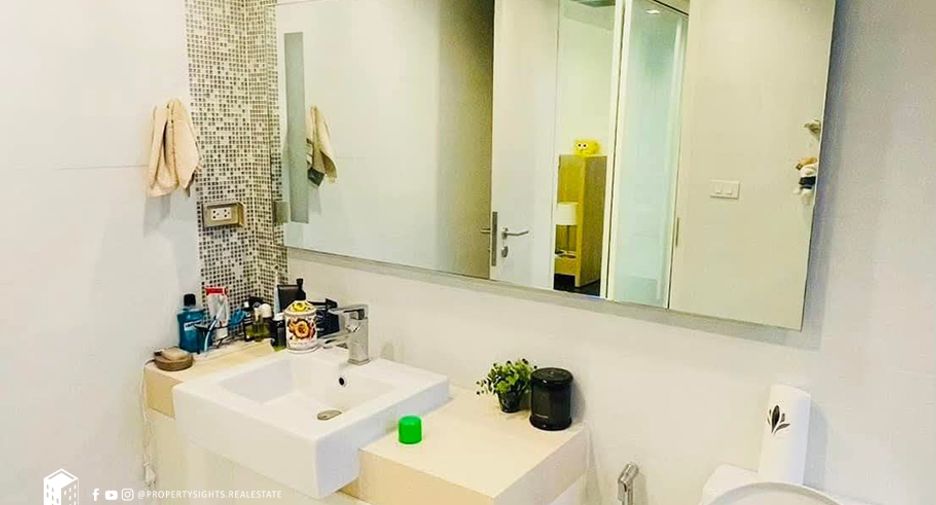 For rent 2 bed condo in Sathon, Bangkok