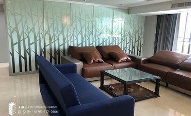 For rent 3 Beds condo in Khlong Toei, Bangkok