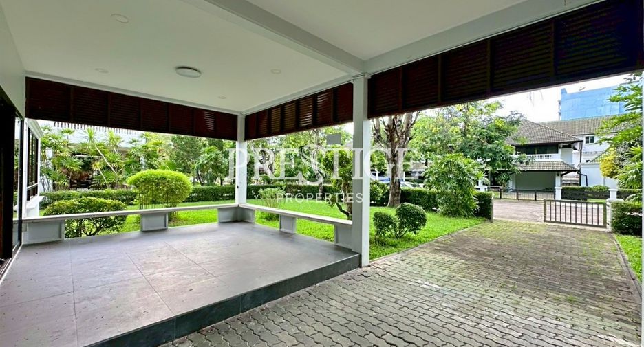 Haus zur Miete mit 4 Zimmer in Sattahip, Chonburi