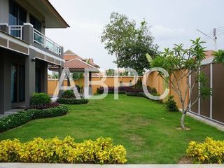Haus zur Miete mit 4 Zimmer in Bang Lamung, Chonburi