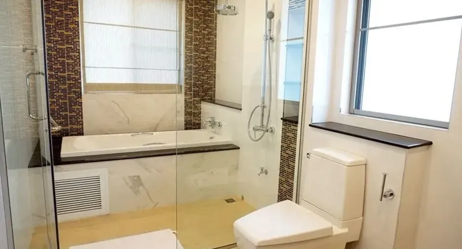 For rent 4 bedrooms house in Bang Lamung, Chonburi