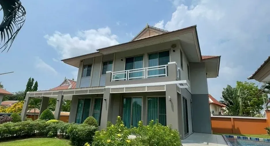 For rent 4 bedrooms house in Bang Lamung, Chonburi
