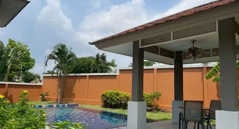 For rent 4 bedrooms house in Bang Lamung, Chonburi