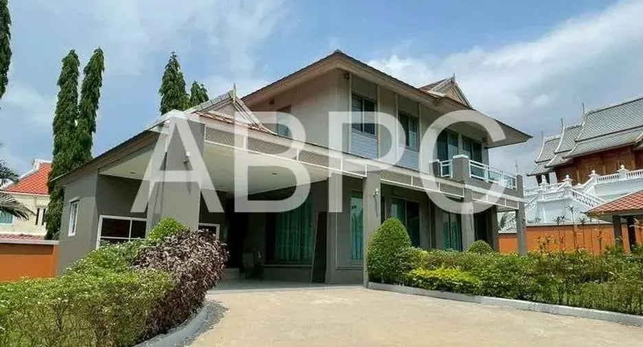 For rent 4 bedrooms house in Bang Lamung, Chonburi