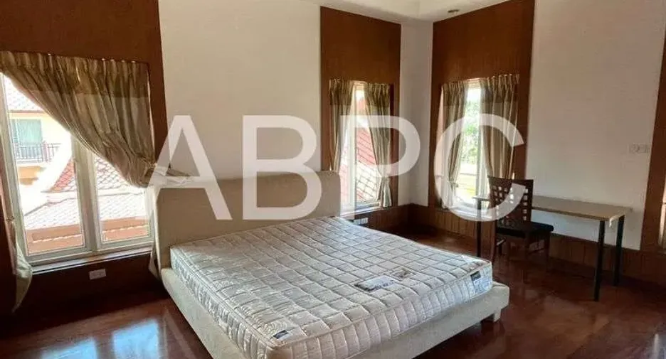 For rent 3 bedrooms house in Bang Lamung, Chonburi