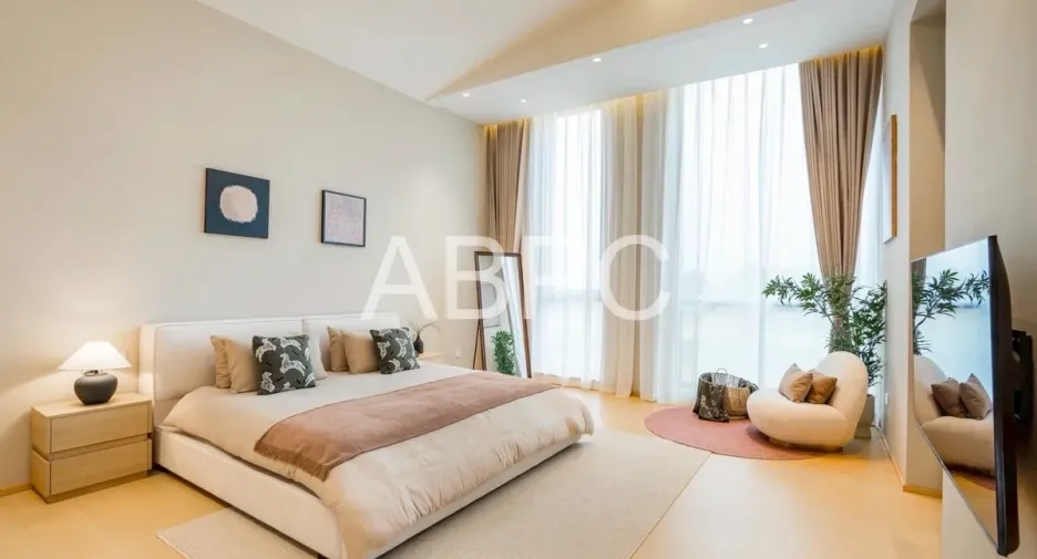 For sale 4 bedrooms townhouse in Bang Lamung, Chonburi