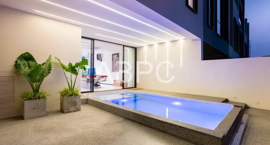 For sale 4 bedrooms townhouse in Bang Lamung, Chonburi