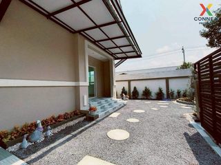 For sale 4 Beds house in Khlong Sam Wa, Bangkok