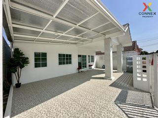 For sale 2 bed townhouse in Mueang Pathum Thani, Pathum Thani