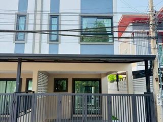 For sale 3 bed house in Pak Kret, Nonthaburi