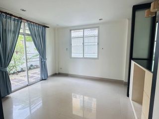 For sale 3 Beds house in Bang Khun Thian, Bangkok