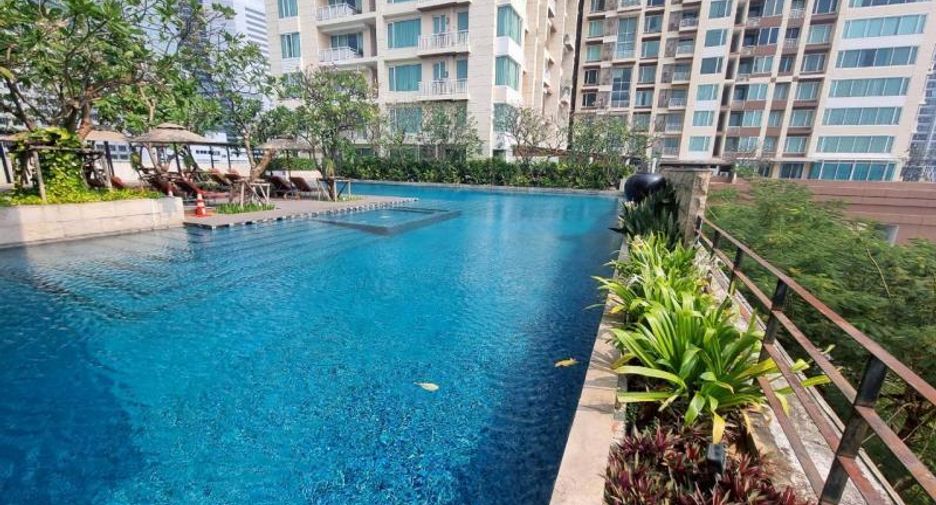 Wohnung zum Kauf mit 3 Zimmer in Sathon, Bangkok