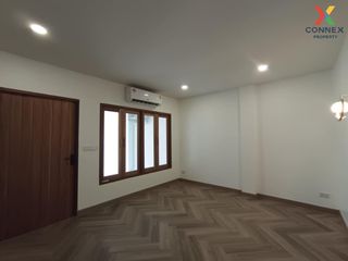 For sale 3 bed townhouse in Pak Kret, Nonthaburi