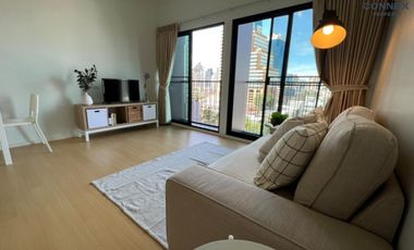 For sale 1 bed condo in Khlong Toei, Bangkok