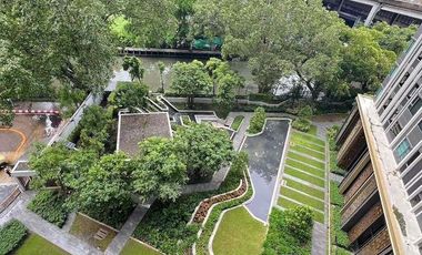 For rent 3 bed condo in Khlong Toei, Bangkok