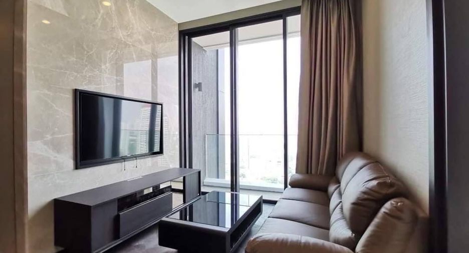 For rent 2 bed condo in Khlong Toei, Bangkok