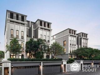 For sale 3 bed house in Phaya Thai, Bangkok