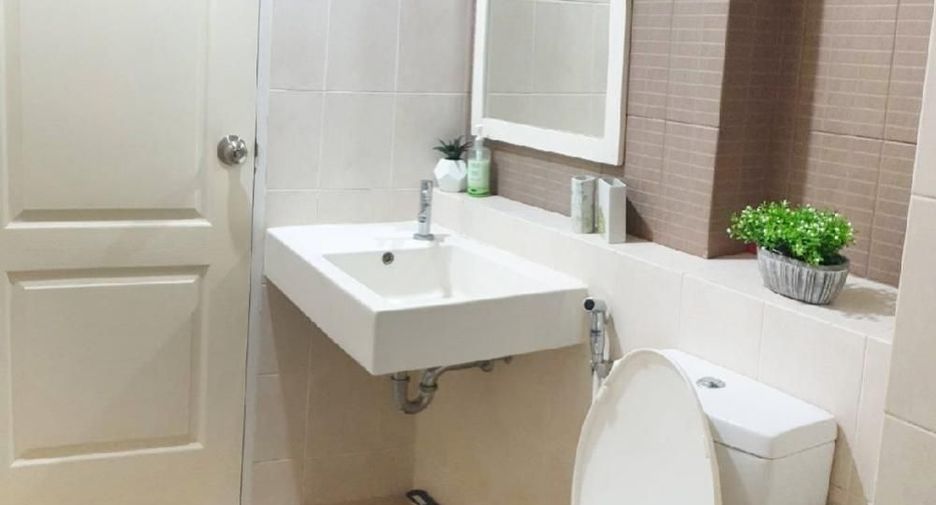 For rent 1 Beds condo in Rat Burana, Bangkok