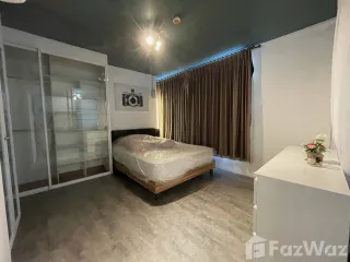 For rent 2 Beds condo in Thon Buri, Bangkok