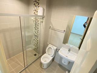 For sale 1 Beds condo in Huai Khwang, Bangkok