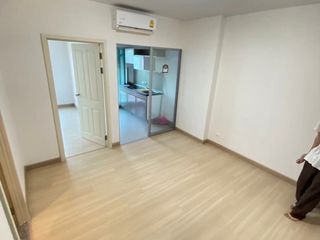 For sale 1 Beds condo in Huai Khwang, Bangkok