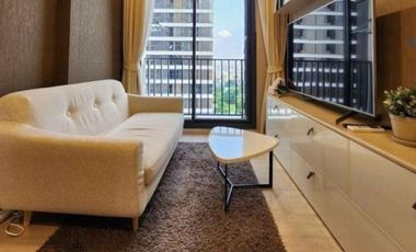 For rent 2 bed condo in Watthana, Bangkok