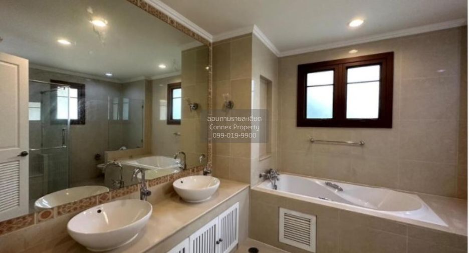 For rent 5 bedrooms house in Suan Luang, Bangkok