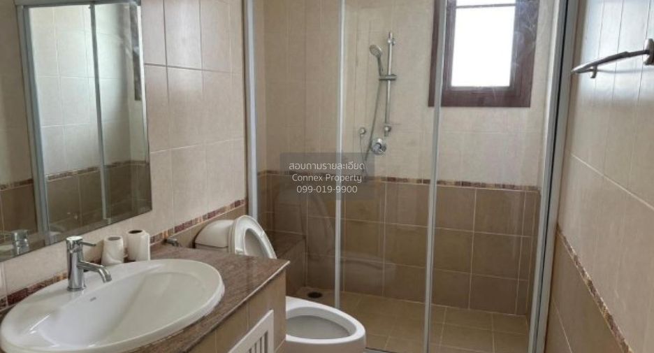 For rent 5 bedrooms house in Suan Luang, Bangkok