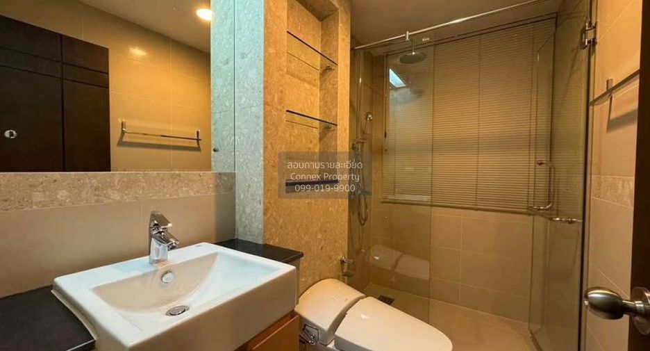 For rent 3 bedrooms condo in Khlong Toei, Bangkok