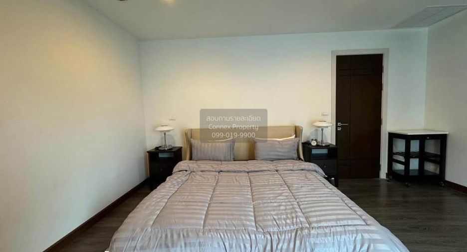 For rent 3 bedrooms condo in Khlong Toei, Bangkok