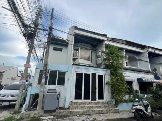 For sale 5 bed townhouse in Bang Lamung, Chonburi