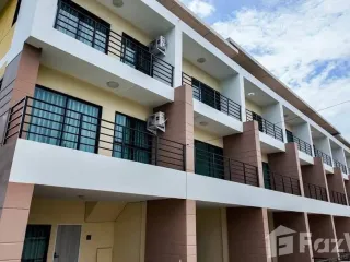 For sale 4 bed townhouse in East Pattaya, Pattaya