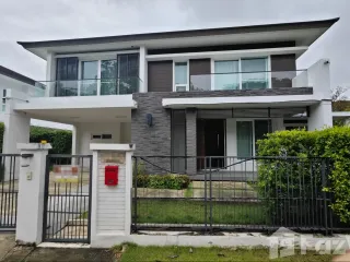 For sale 4 Beds house in San Kamphaeng, Chiang Mai
