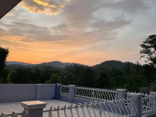 For sale 5 bed house in Mueang Chiang Rai, Chiang Rai